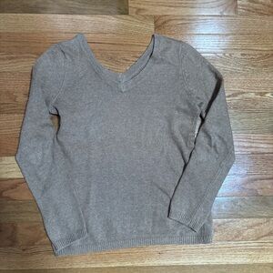 Old Navy Tan V-Neck Sweater Soft Knit Classic
